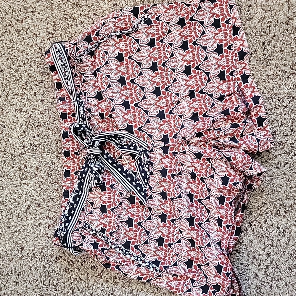 Flowy summer, tribal print shorts